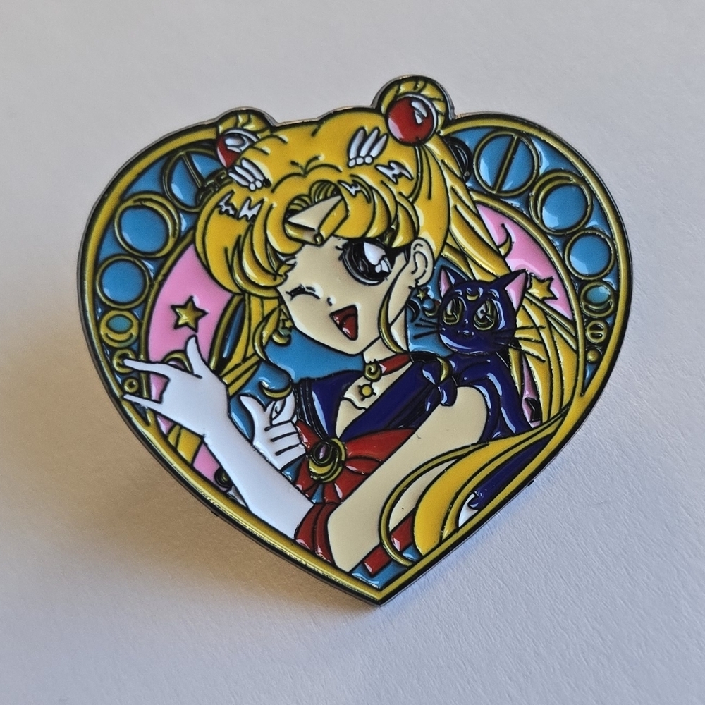 🌙 Sailor Moon & Luna Heart Pin
